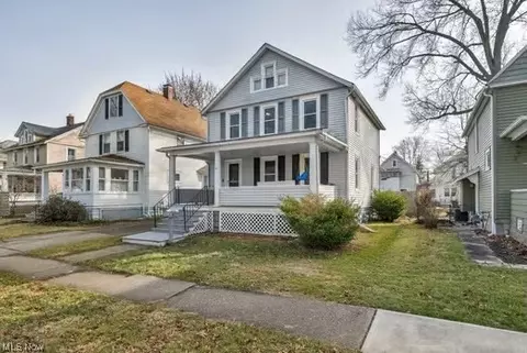 Exterior - 333 Kenyon Ave, Elyria, OH 44035 photo 6 of 15