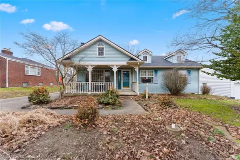2438 W Manor Ave, Poland, OH 44514