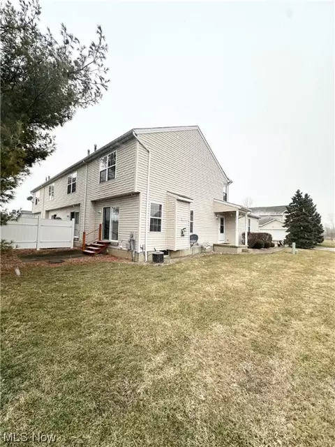 Exterior - 100 Meander, Elyria, OH 44035 photo 5 of 6