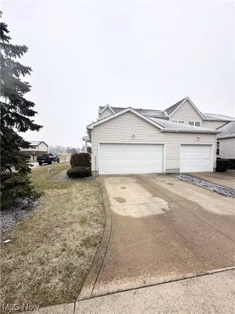 Exterior - 100 Meander, Elyria, OH 44035 photo 2 of 6