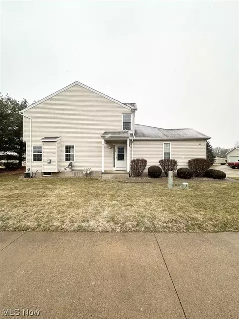 Exterior - 100 Meander, Elyria, OH 44035 photo 6 of 6