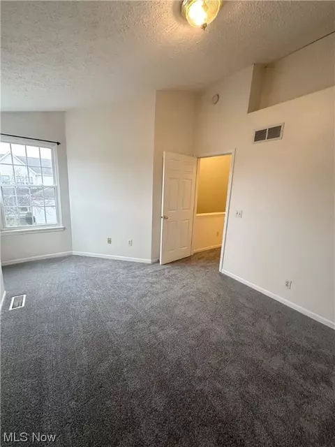 Bedroom - 100 Meander, Elyria, OH 44035 photo 2 of 6