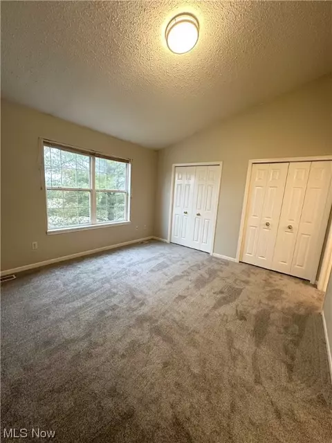 Bedroom - 100 Meander, Elyria, OH 44035 photo 5 of 6