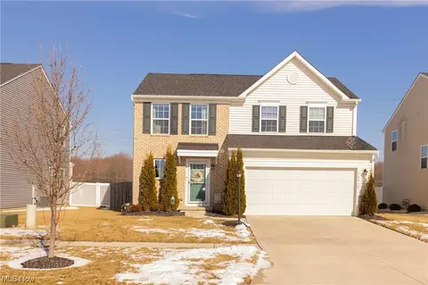 36558 Stockport Mill Dr, North Ridgeville, OH 44039