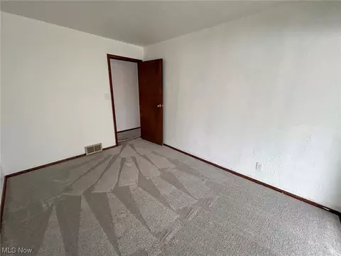 Bedroom - 7382 Ranier Ave, Boardman, OH 44512 photo 1 of 3