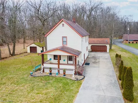 204 S Raccoon, Austintown, OH 44515