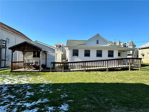 303 Main St, Middlebourne, WV 26149 photo 12