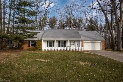 19722 Tanbark, Strongsville, OH 44149