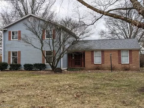 1662 Noel St, Louisville, OH 44641