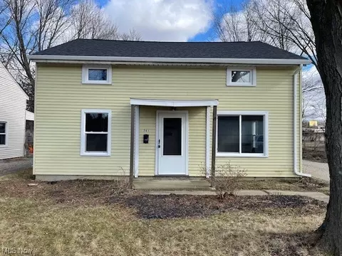 241 Wesley, Elyria, OH 44035