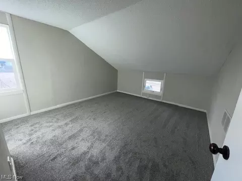 241 Wesley, Elyria, OH 44035 photo 12