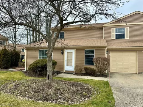 34 Firebush Ln, Northfield, OH 44067
