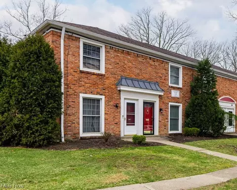 12 Charleston #C-9, Euclid, OH 44143