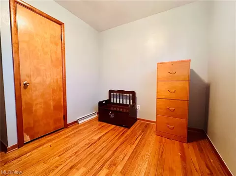 Bedroom - 1402 Old Frg, Niles, OH 44446 photo 11 of 11