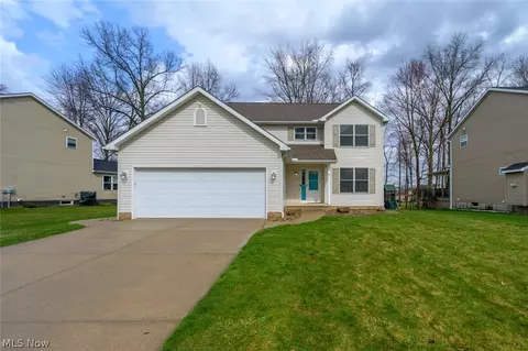 1060 Susan Rd, Ravenna, OH 44266