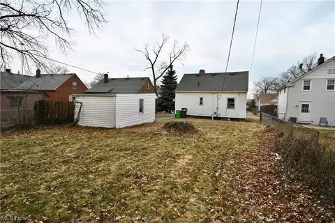 Exterior - 937 E 237th St, Euclid, OH 44123 photo 10 of 10