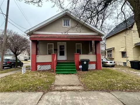740 Inman, Akron, OH 44306