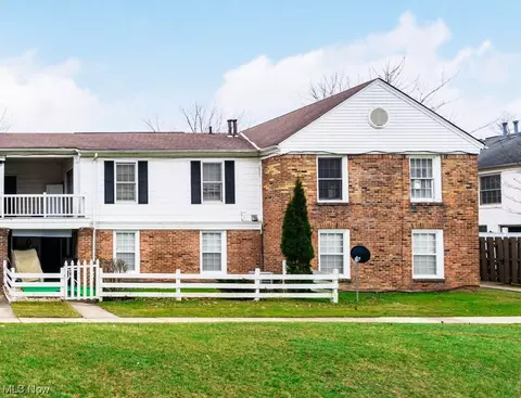 24 Washington #W-16, Euclid, OH 44143