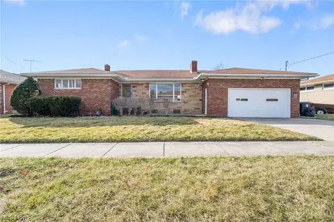 1864 Gless Ave, Akron, OH 44301