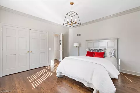 Bedroom - 2655 Glenmont Rd NW, Canton, OH 44708 photo 3 of 3
