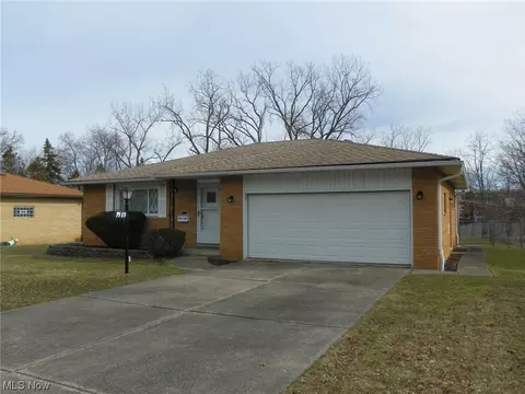 7583 Biscayne, Parma, OH 44134