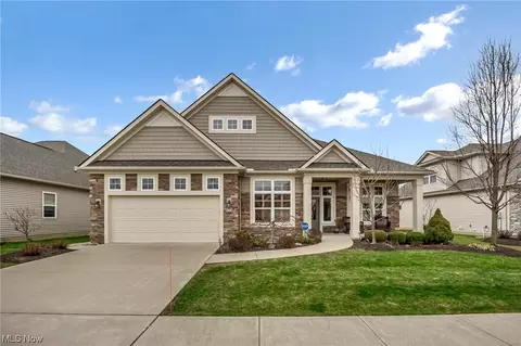 264 Prestwick Dr, Broadview Heights, OH 44147
