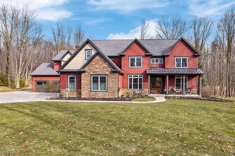 5287 Thursby Rd, North Canton, OH 44720