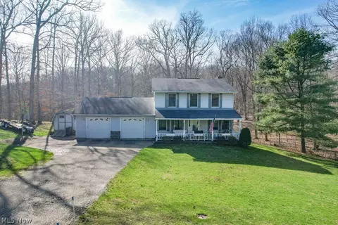 80 Richwood Ct, Belpre, OH 45714