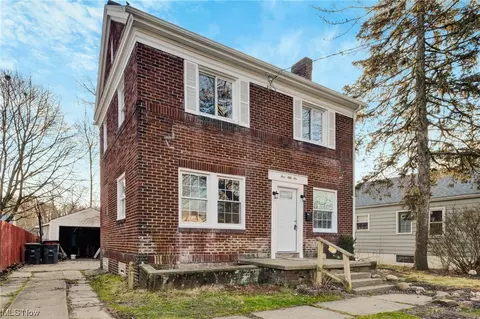 455 Sumatra, Akron, OH 44305