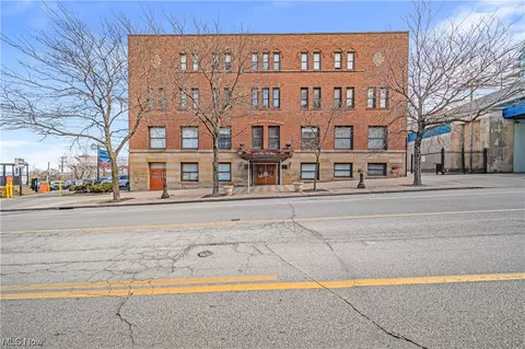 1133 W 9th St #507, Cleveland, OH 44113