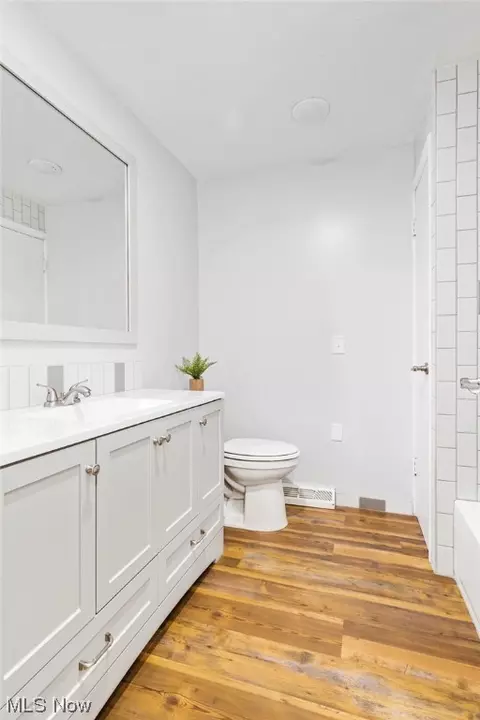 Bath - 531 Overdale Ave NW, Canton, OH 44708 photo 3 of 3