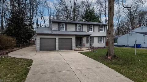 7842 Castle Rock NE, Warren, OH 44484