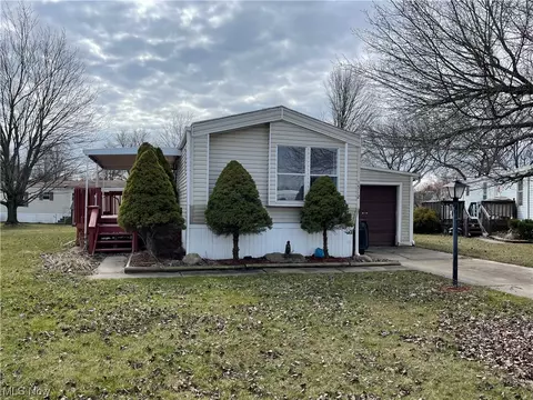 1512 Lady Anne, Streetsboro, OH 44241