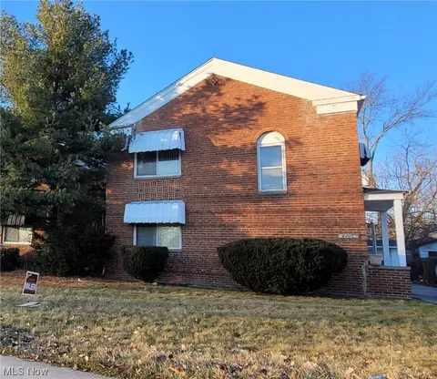 18405 Harvard Ave, Cleveland, OH 44122