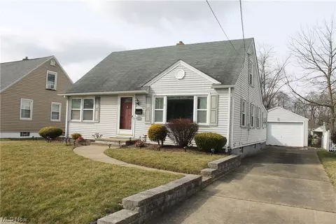 1119 Rockwood Ave SW, Canton, OH 44710
