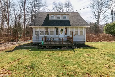 10795 Claridon Troy Rd, Chardon, OH 44024