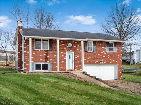 2685 Chardon, Nashport, OH 43830