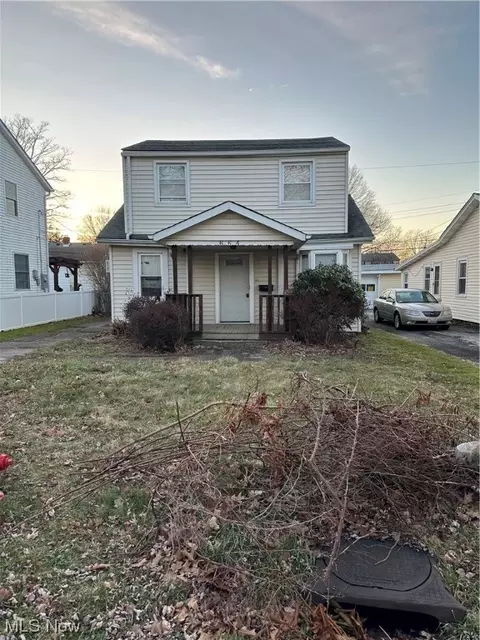 664 Cherokee Trl, Willoughby, OH 44094