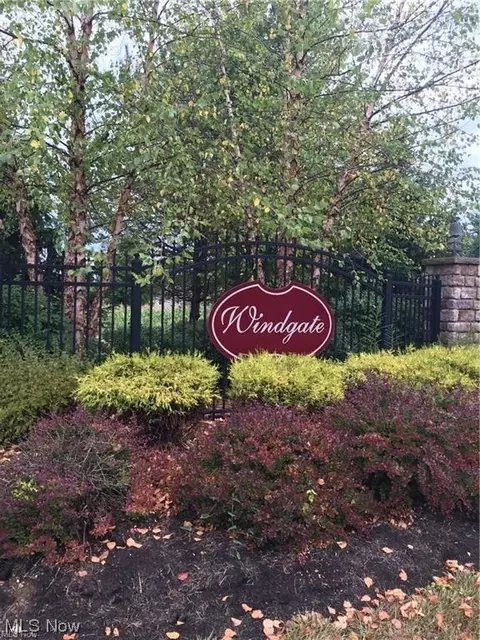 Kim Street Ne, Hartville, OH 44632