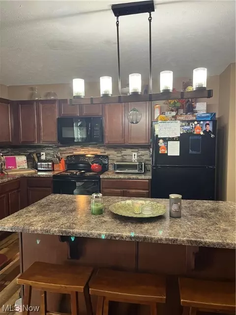 Kitchen - 280 Emily, Madison, OH 44057 photo 6 of 7