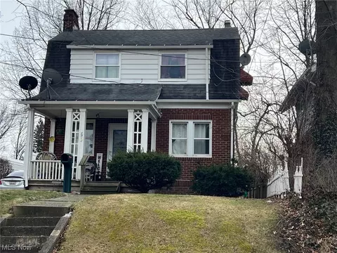 1714 Hampton Rd, Akron, OH 44305