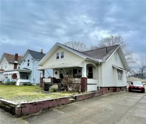 711 Thayer, Akron, OH 44310