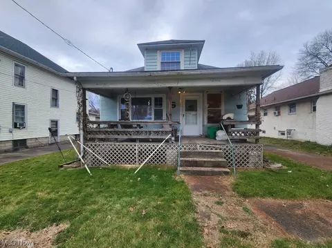 1502 16th St, Parkersburg, WV 26101
