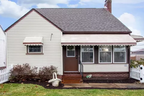 703 Bellflower SW, Canton, OH 44710