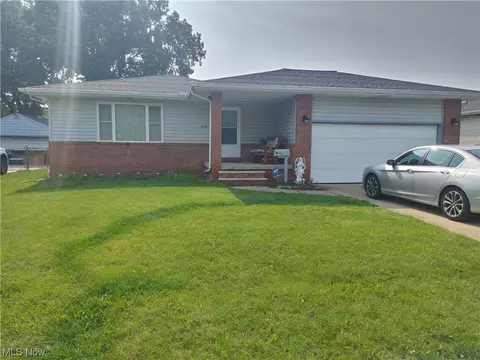 6246 Fry Rd, Brook Park, OH 44142