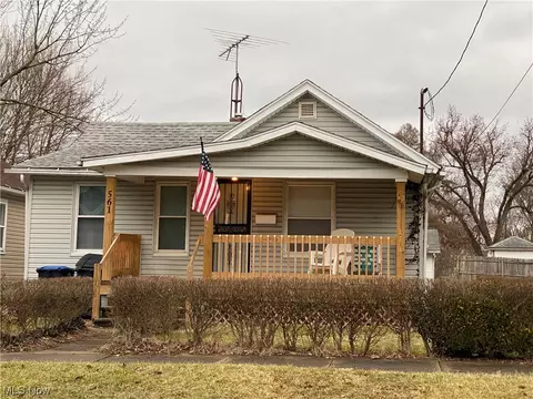 561 Corice St, Akron, OH 44311
