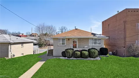 120 Columbus Way, Weirton, WV 26062