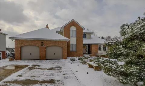 8700 Candleberry St NW, Massillon, OH 44646