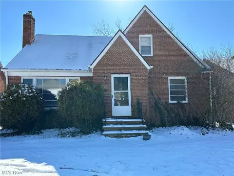 3830 Colony Rd, South Euclid, OH 44118