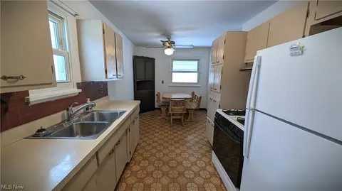 701 Concord, Elyria, OH 44035 photo 12